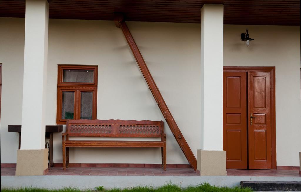 Farmaobeckov Sk Apartment Exterior photo